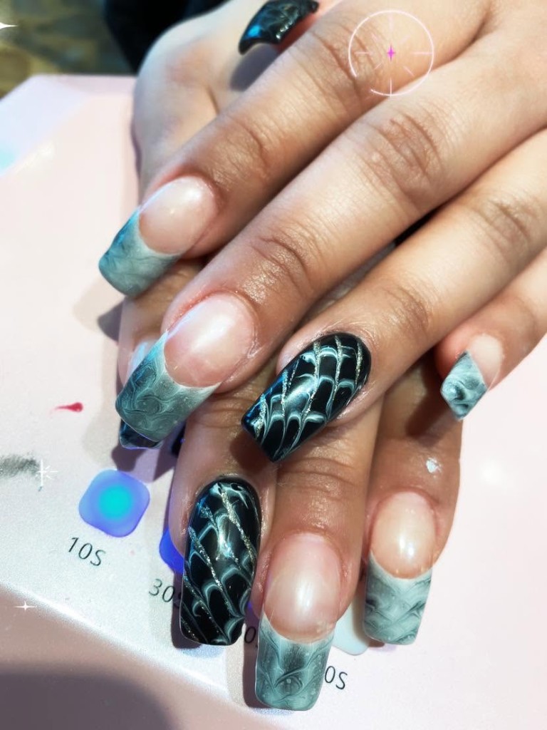 Hot pink manicure with tropical palm tree accent